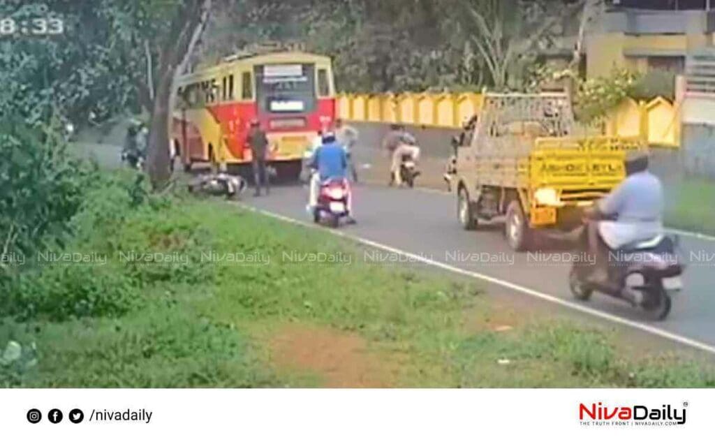 കെ.എസ്.ആര്‍.ടി.സി ബസിനടിയില്‍പ്പെട്ട് വീട്ടമ്മയ്ക്ക് ദാരുണാന്ത്യം