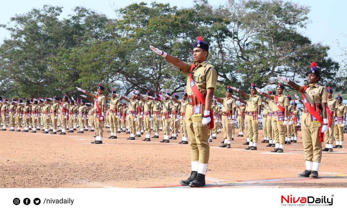 യൂണീഫോമില്‍ മതവിശ്വാസം പാലിക്കാനാവുന്നില്ല