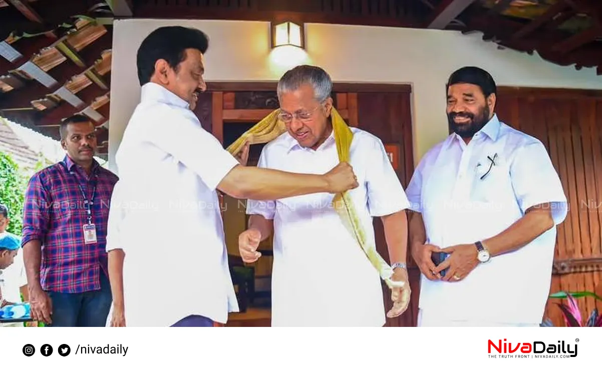 MK Stalin praises Pinarayi Vijayan