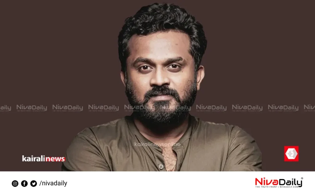 Tarun Moorthy new artists