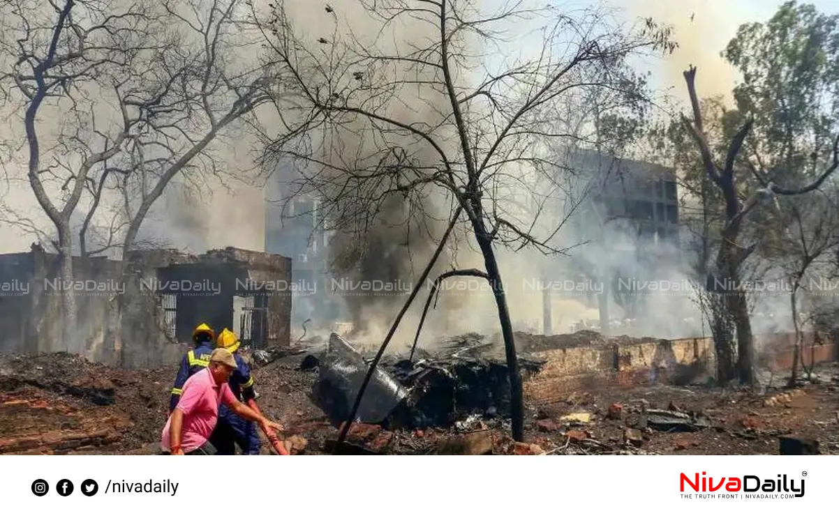 plane crashes in India