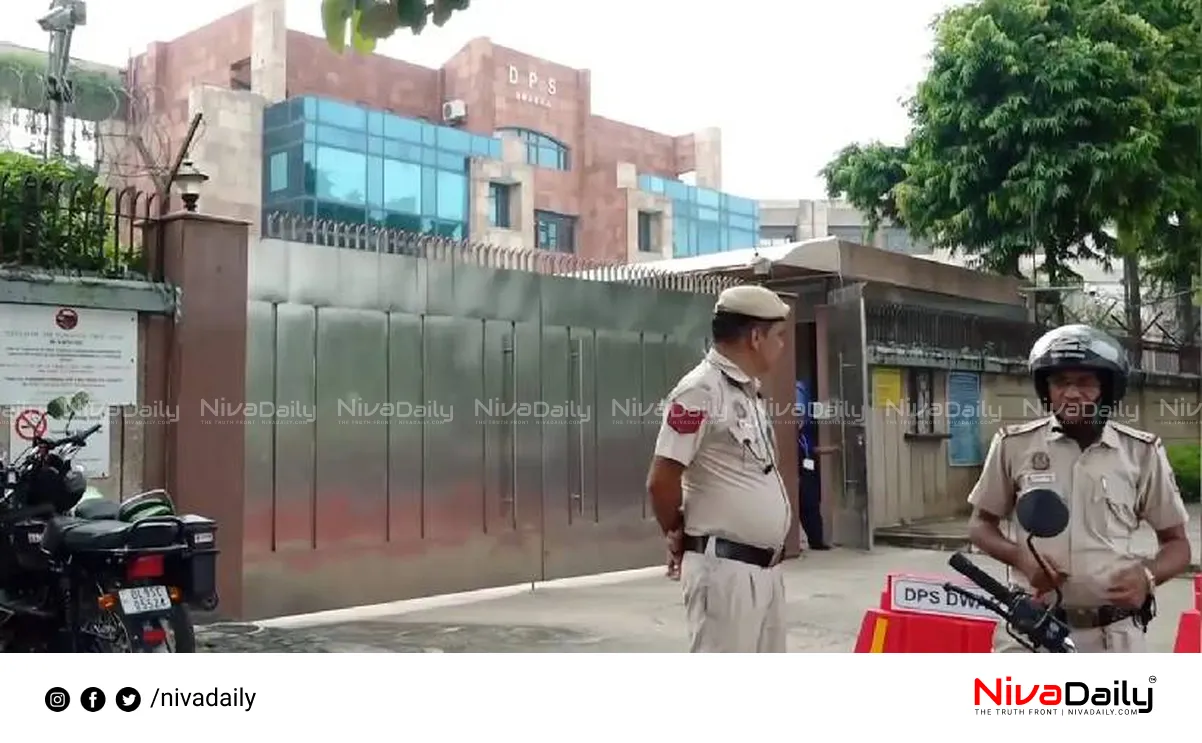 Delhi bomb threat