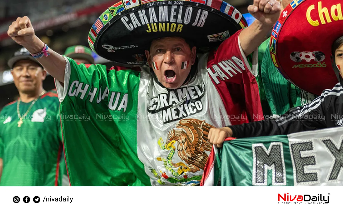 Mexican football fans